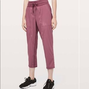 Lululemon Dance Studio Cropped Pants 25" Size 8 Misty Merlot